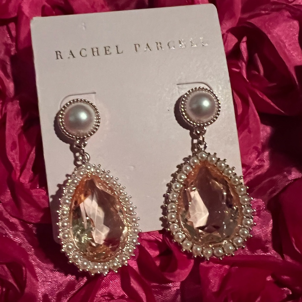 Rachel parcell beautiful earrings